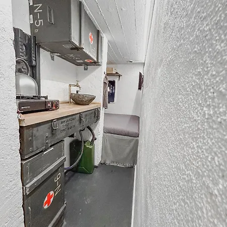Vojensky Bunker B * Pressburg
